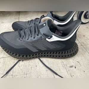 ADIDAS 4DFWD 3 RUNNING SHOES, Size 10.5 EUC